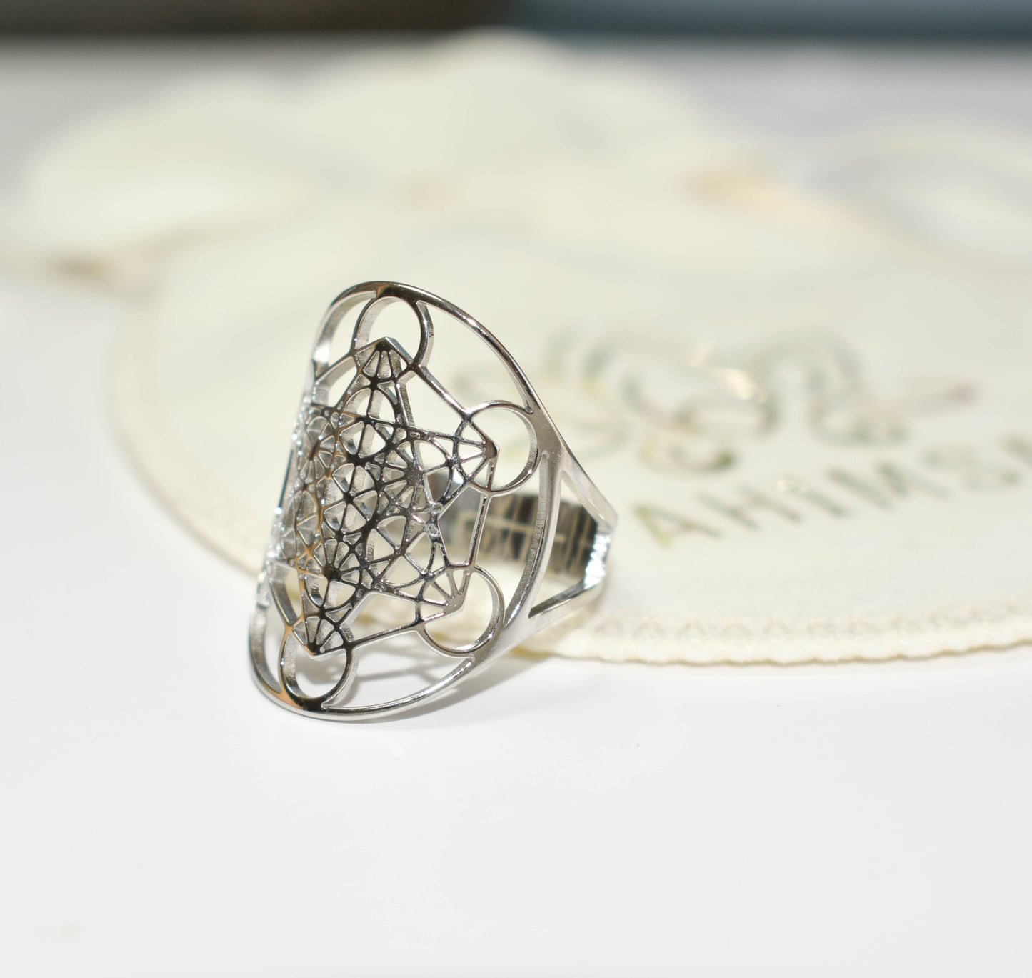 Anillo Metatrón – Geometría sagrada y expansión espiritual